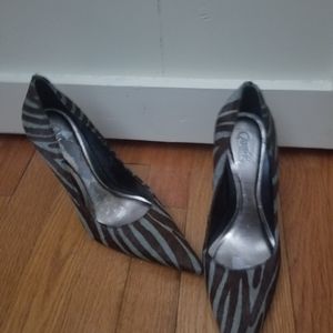 Carlos Zebra Heels size 7